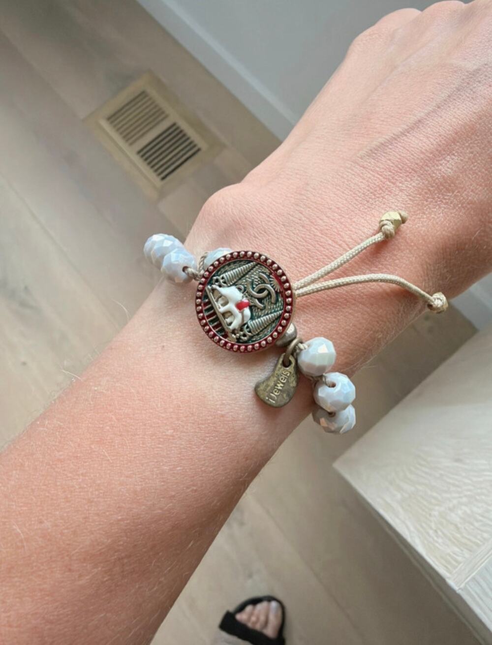 Vintage button bracelet